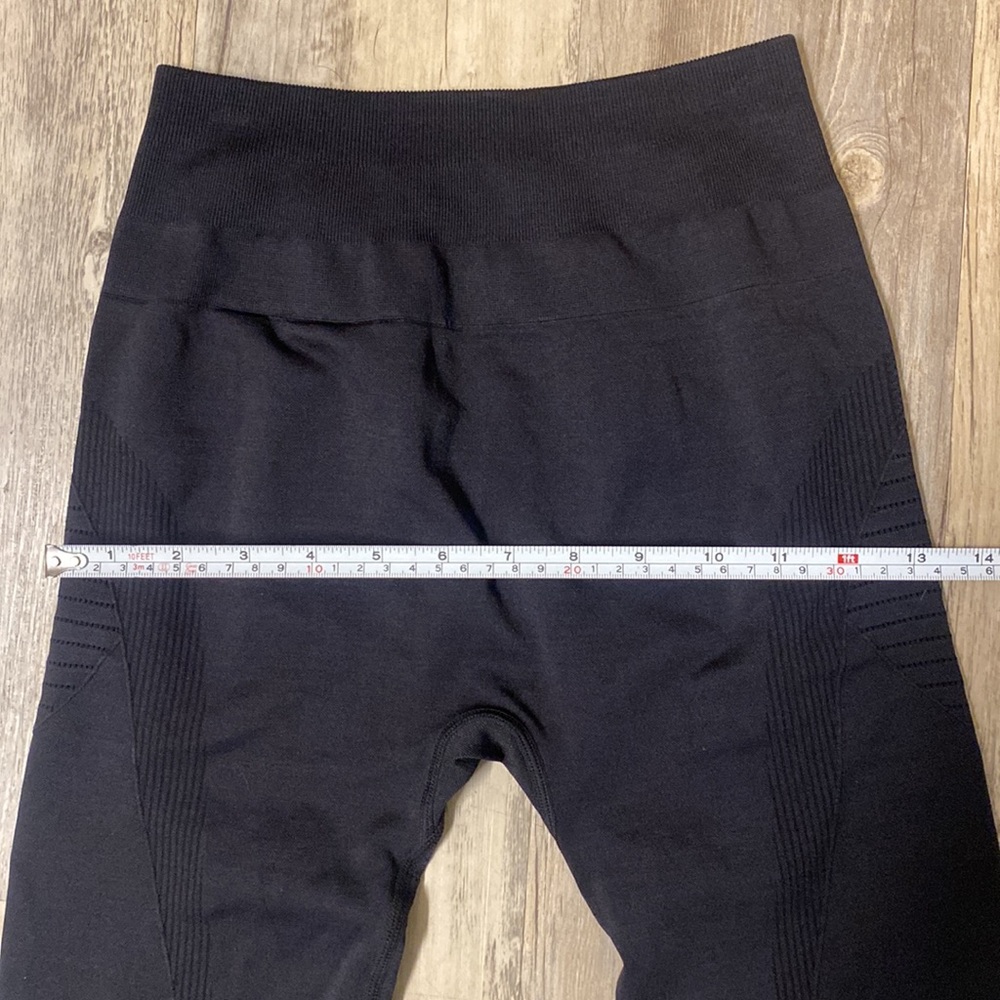 Alphalete Ozone Women’s Workout Leggings Black - Picture 13 of 14